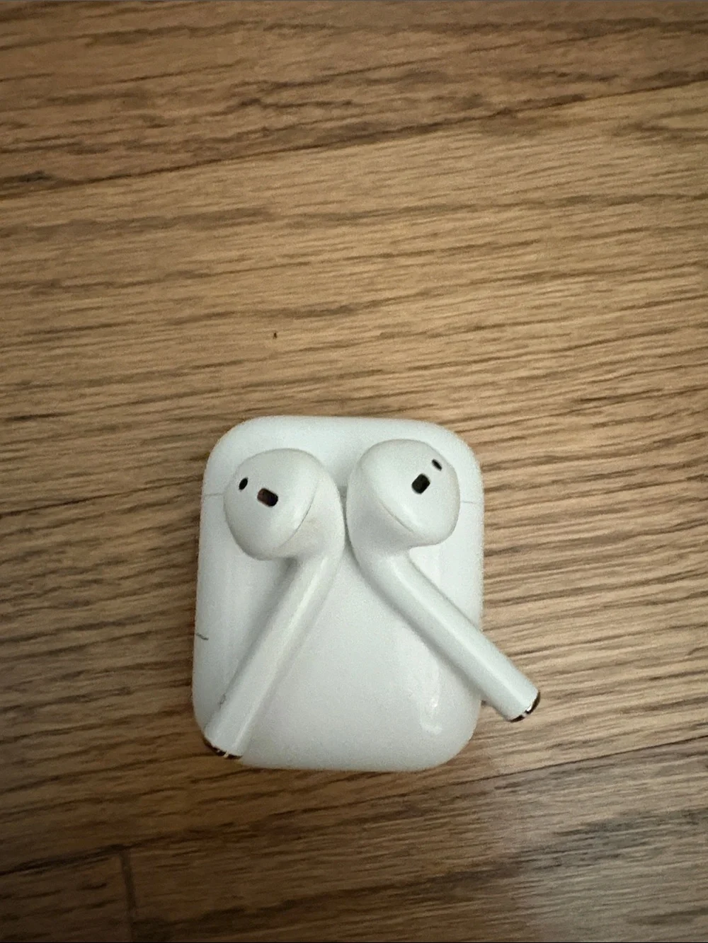 Apple Second Gen Wireless Earbuds Used But Perfect Condition